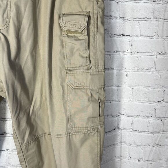 5.11 Tactical Men's Covert Canvas Pants Cargo Utility Style 74289 size 42/34 - Picture 3 of 9